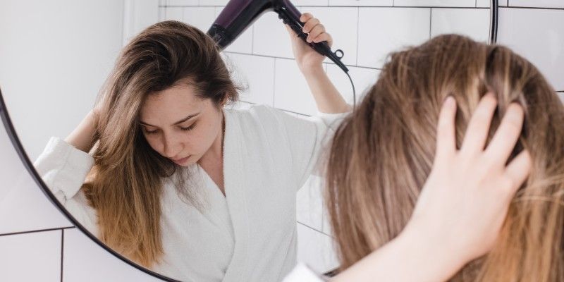 Hair Hacks for Early Mornings: 6 Simple & Polished Hairstyles